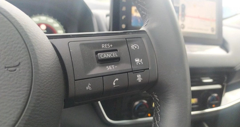Nissan Qashqai cena 129900 przebieg: 17354, rok produkcji 2023 z Warszawa małe 301